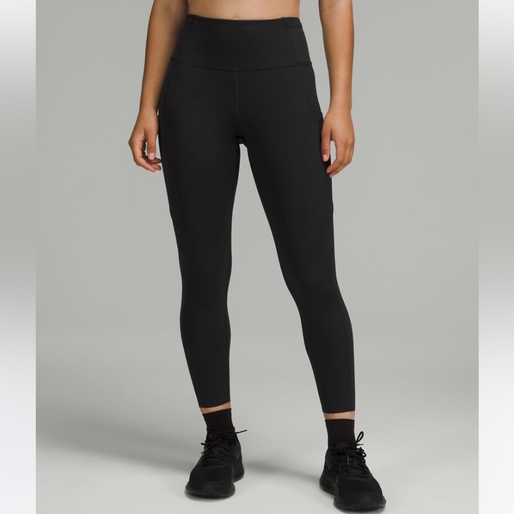 Lululemon Fast and Free High-Rise Tight 25” Black Size 8